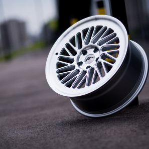 Jante Japan Racing JR-27 Machined Silver 18 pouces 8.5x18" / ET20 / 4x100 à 4x114,3