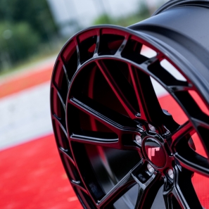 Jante Japan Racing JR-45 Gloss Black 20 pouces 8.5x20" / ET35 / 5x108 à 5x130